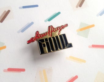 Vintage enamel pin chauffarge Fioul French pin