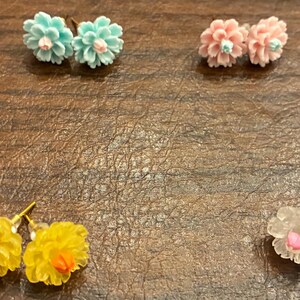 Flower Stud Earrings-Design 3