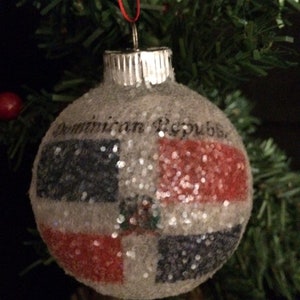 Dominican Republic Flag glass glitter ornament