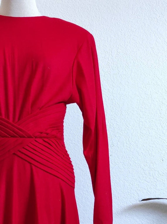 GoRgEoUs NWOT Nancy Johnson red 100% Wool draped/… - image 2