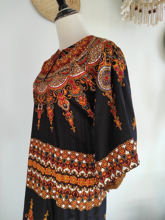 70's Boho dashiki Bold sunburst/Mandala print bla… - image 4