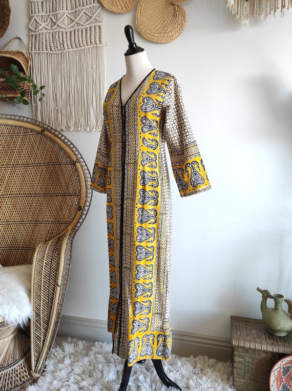 70's India Sundeep tapestry black/mustard yellow … - image 10