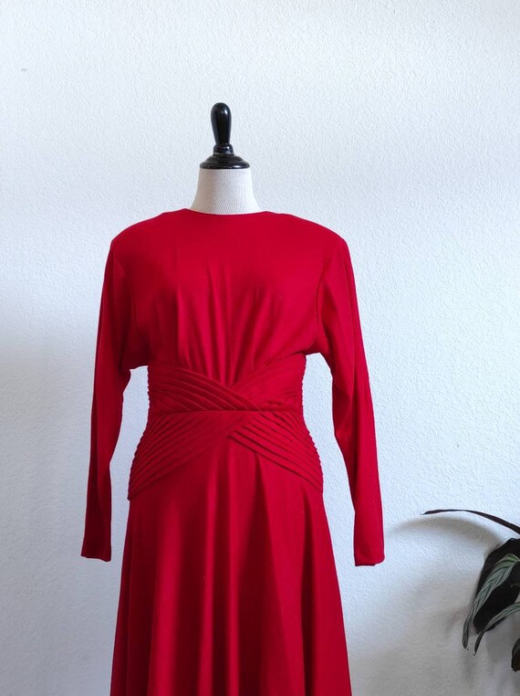 GoRgEoUs NWOT Nancy Johnson red 100% Wool draped/… - image 4