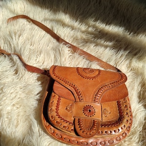 Handmade Caramel mid-sized whipstitch Genuine Leather Purse/shoulder bag