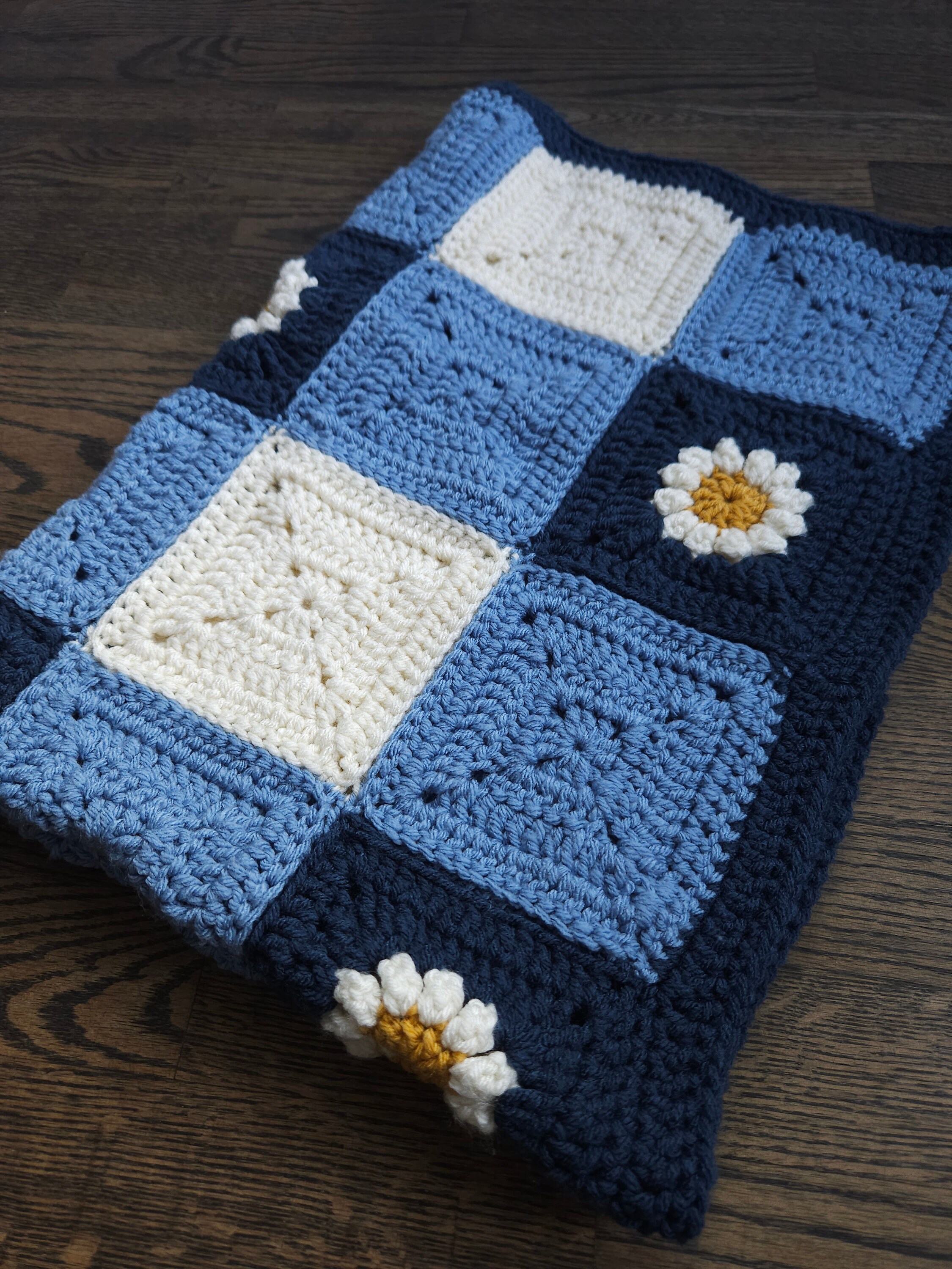 Handmade Crochet Gingham Daisy Baby Blanket - Baby Shower Gift