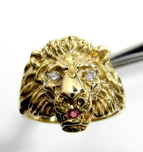 Items similar to 10k Yellow Gold Lions Head Ring for Men on Etsy