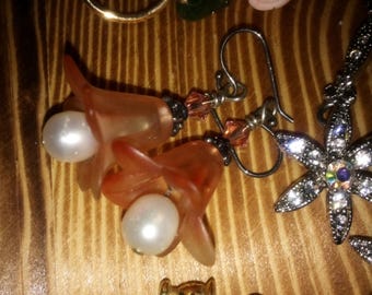Frosted Peach Tulip Earrings