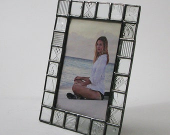 4 X 6 picture frame - Clear pattern glass - Vertical or horizontal