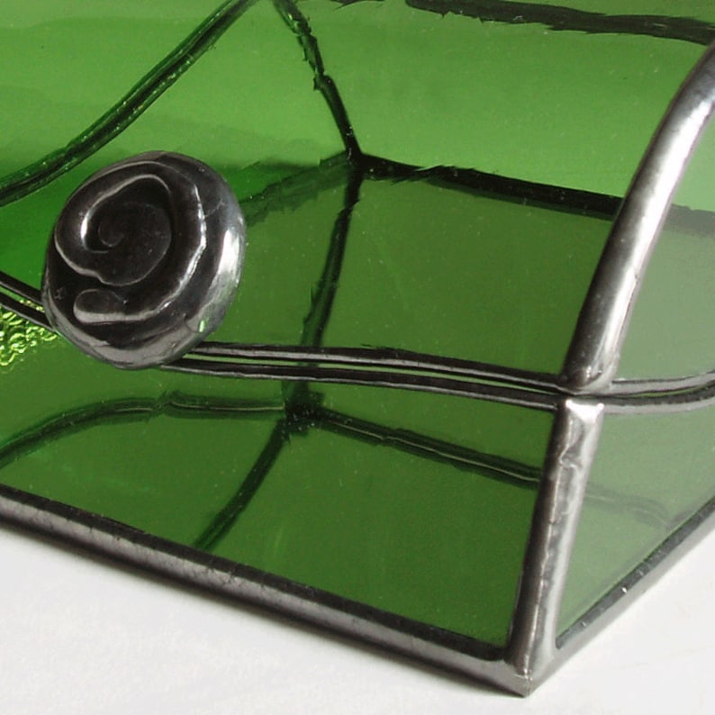 Stained glass jewelry box light green art glass image 3
