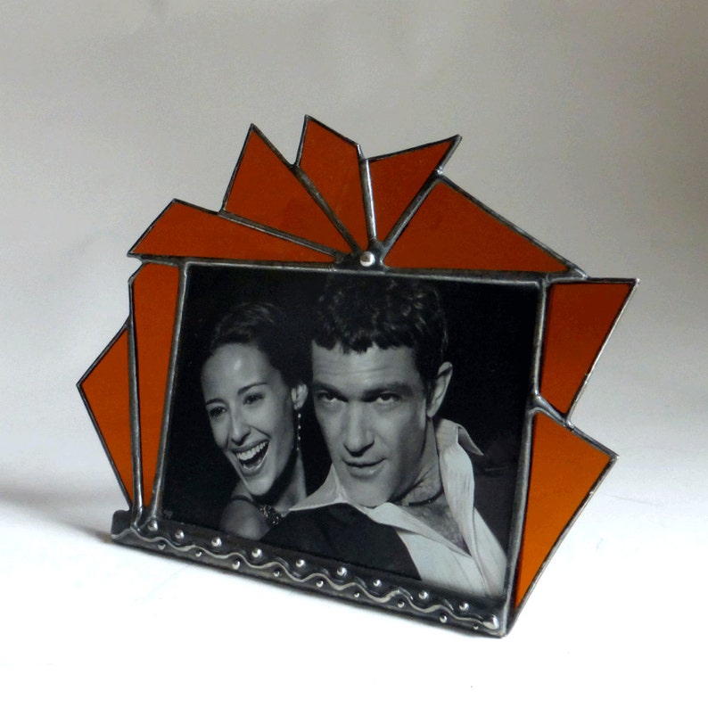 horizontal one of a kind 5 X 7 amber color picture frame