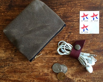 Mini Waxed Canvas Pouch with Brass Zipper, minimalist style utility pouch, small zipper canvas coin pouch, soft wallet accessory