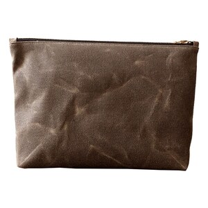 Bolsa de lona encerada marrón con cremallera de latón, bolsa utilitaria de estilo minimalista, bolsa de viaje grande con cremallera, bolsa de lona