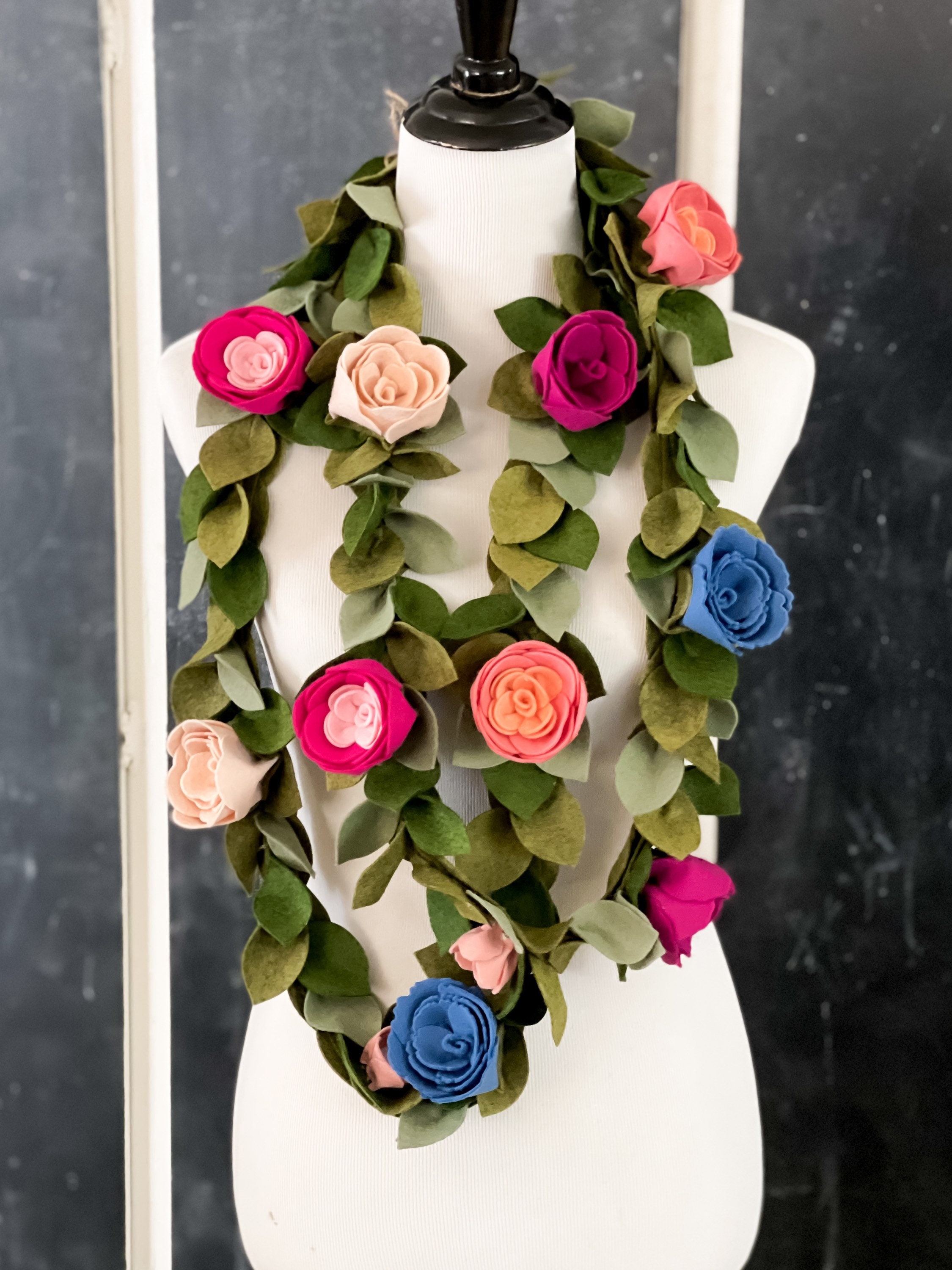 Collier tropical fleur en feutre || Mariage indien Jaimala || Varmala ||  Mala de mariage indien || Lei de remise des diplômes || Collier de fleurs ||