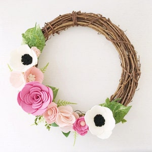 Wreath || Wreaths || Flower Wreath || Twig Wreath || Spring Wreath || Felt Flower Wreath || Modern Wreath || Wedding Wreath || Wreath Decor
