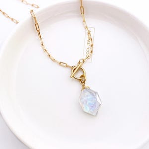 Regnbågsmånstenshänge Toggle-halsband med guldfyllning, födelsesten i juni, present till mamma, present till mors dag