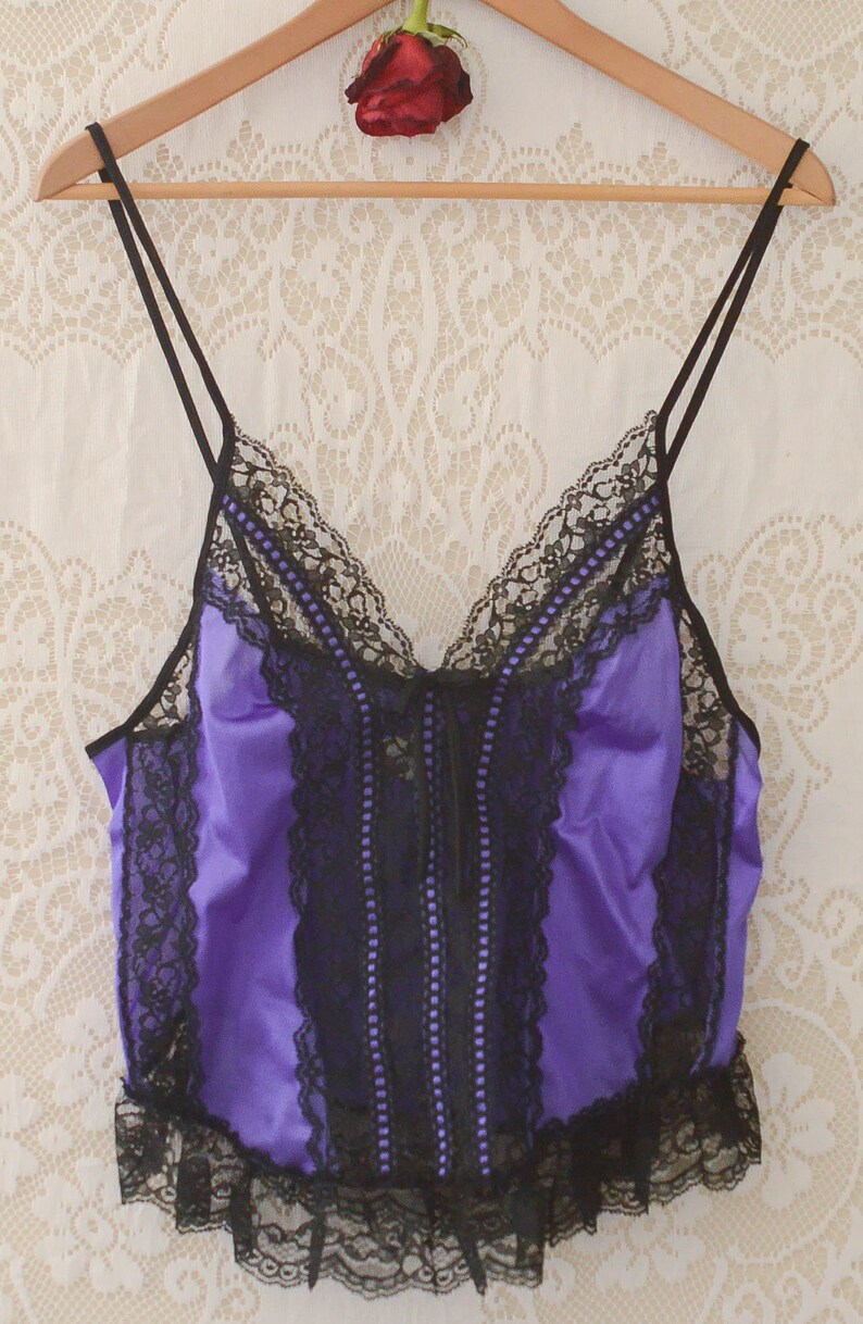 vintage 1980s purple /& black lace ruffle teddy