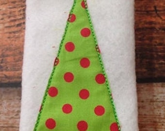 Raggy Christmas Tree Applique Machine Embroidery Design