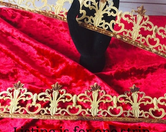 CROWNS