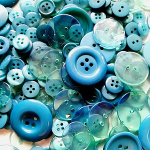 100 Teal Blue Mix of Sewing Button 3.99 Shipping