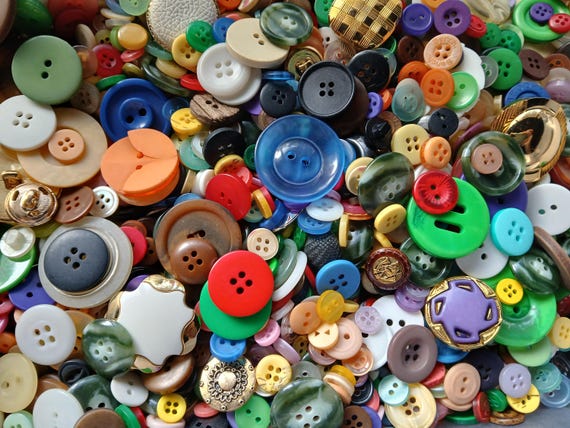 Assorted Sewing Buttons 3.49 Shipping 1 4th to 1.5 Inch in Size New and Vintage Etsy UK