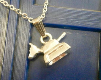 Sterling silver K9 charm pendant