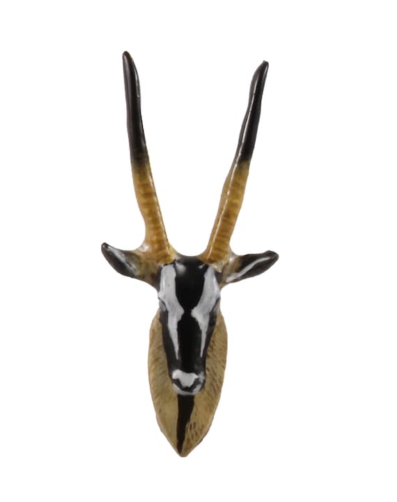 Gemsbuck Head Pin, Fridge Magnet, South African Oryx, M111, 1.5