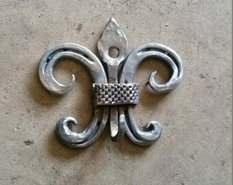 Steel Fleur De Lis Hook