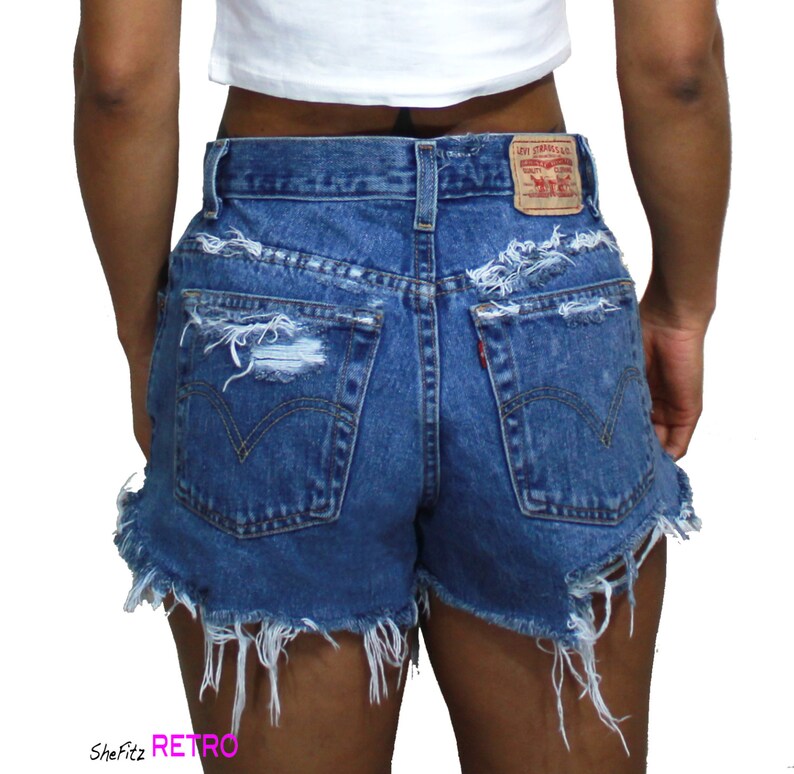 levi cut off shorts
