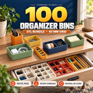 Può includere: Una collezione di vari contenitori organizzatori in plastica nei colori giallo, verde, blu, rosso e crema, con forme quadrate e rettangolari e divisori interni. Il testo recita FORMORA STUDIO 100 ORGANIZER BINS STL BUNDLE 40 MM GRID.