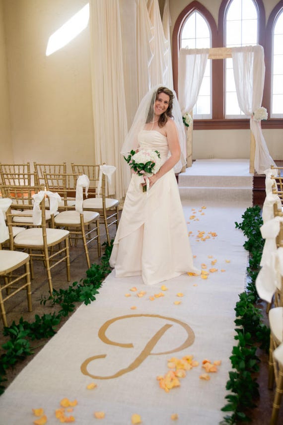 white burlap aisle runner