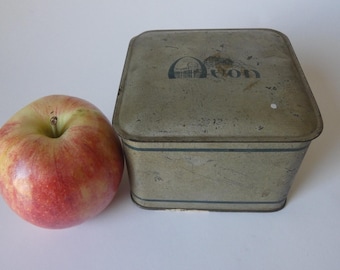 Vintage 1930s To 1950s AVON Dusting Powder After Bath Talcum Tin Square Metal