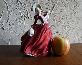 1940 To 1943 Royal Doulton AUTUMN BREEZE Figurine HN 1934 Ceramic Pottery Multi Color