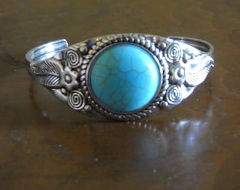 Collectible 1990s To 2000s J Crew Cuff Bracelet Silvertone With Turquoise Stone Southwestern Style