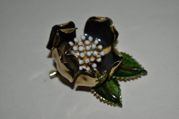 Circa 1960s Flower Design Pin or Brooch With Safety Pin