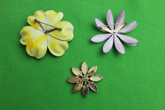 Vintage Lot of 3 Pins Total Circa 1960s 2 Enamel Flower Pins or Brooches  and 1 Jeweled Flower Pin or Brooch 