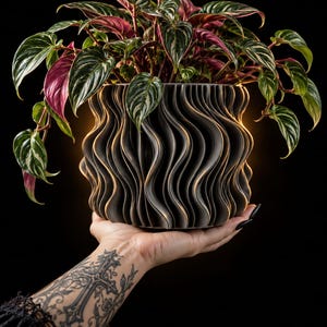 Geometric Planter Pot STL Bundle – 3D Printable Wavy Vase (Digital Download)