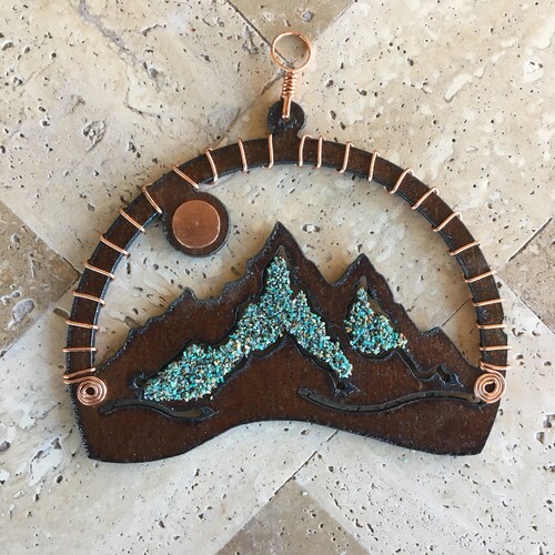 Gecko Crescent Moon - Etsy