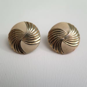 Vintage Cream and Gold Clip On Earrings - Round Earrings - c.1980s