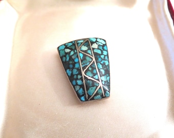 Vintage Turquoise Chip Dress Clip Made in India, c. 1940s. Costume Accessory, Ideal Gift for Her, Vintage Blue Dress Clip