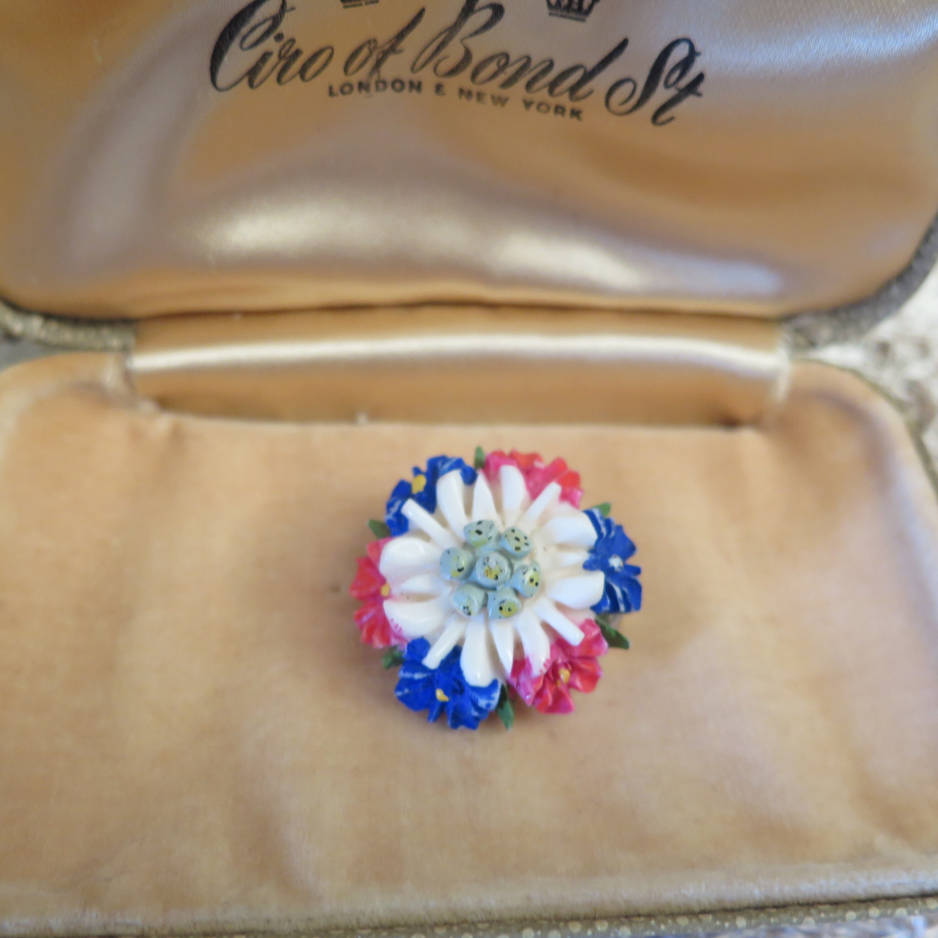 Broche Vintage Fleurs Edelweiss En Celluloïd - Occasion En Bon état - Accessoire Rétro Unique