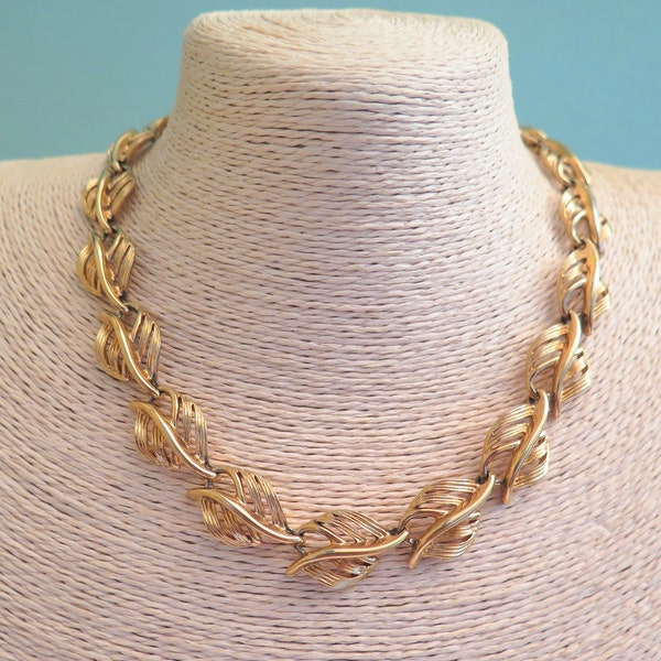 Classic Napier Short Length Necklace, Gold Plated Abstract Leaf Design, Ideal Gift for Her, c.1960s