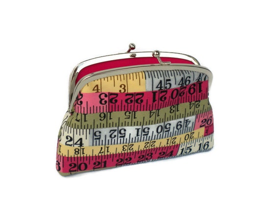 Items similar to Kiss clasp sewing kit purse - portable for travelling