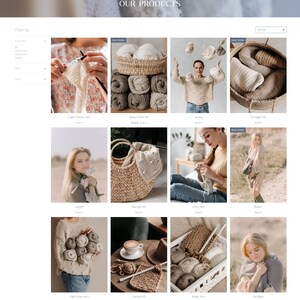 K&ouml;nnte beinhalten: Eine Website-Startseite f&uuml;r Amber Tles Handmades, die eine Auswahl an Stricksets aus Naturwolle und fertigen Kleidungsst&uuml;cken zeigt. Die Website verf&uuml;gt &uuml;ber einen Shop-Bereich mit Bildern verschiedener Stricksets und Kleidungsst&uuml;cke, darunter eine hellgraue M&uuml;tze, ein Babykleid-Set, ein Cardigan-Set, eine Jacke, ein Decken-Set, graues Garn, ein Cardigan, ein Jersey-Set, beiges Garn und ein Cardigan. Die Website enth&auml;lt auch einen Call-to-Action, um der Mailingliste beizutreten.