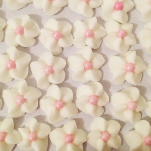 White Royal Icing Flowers with Pink Sugar Pearl Center