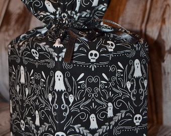 Homemade Halloween with Ghosts design fabric tissue box cover