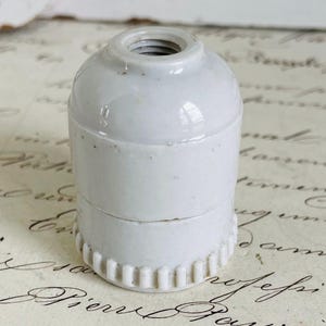 Antique 1930&#39;s French Porcelain Light Fitting socket China Chandelier Pendant wire in