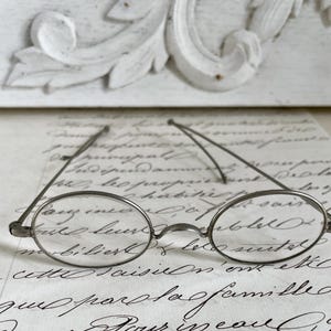 Antique French Spectacles Silver wire frames reading Glasses pivoted arms