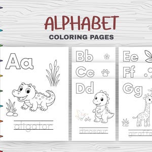 Könnte beinhalten: Alphabet-Malvorlagen mit schwarz-weißen Strichzeichnungen der Buchstaben A bis G und passenden Tierillustrationen wie Alligator, Dinosaurier und Giraffe, ergänzt durch eine Reihe von Buntstiften auf der linken Seite.