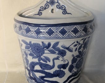 Vintage Wall Pocket Chinoiserie Floral Blue White Floral Motif