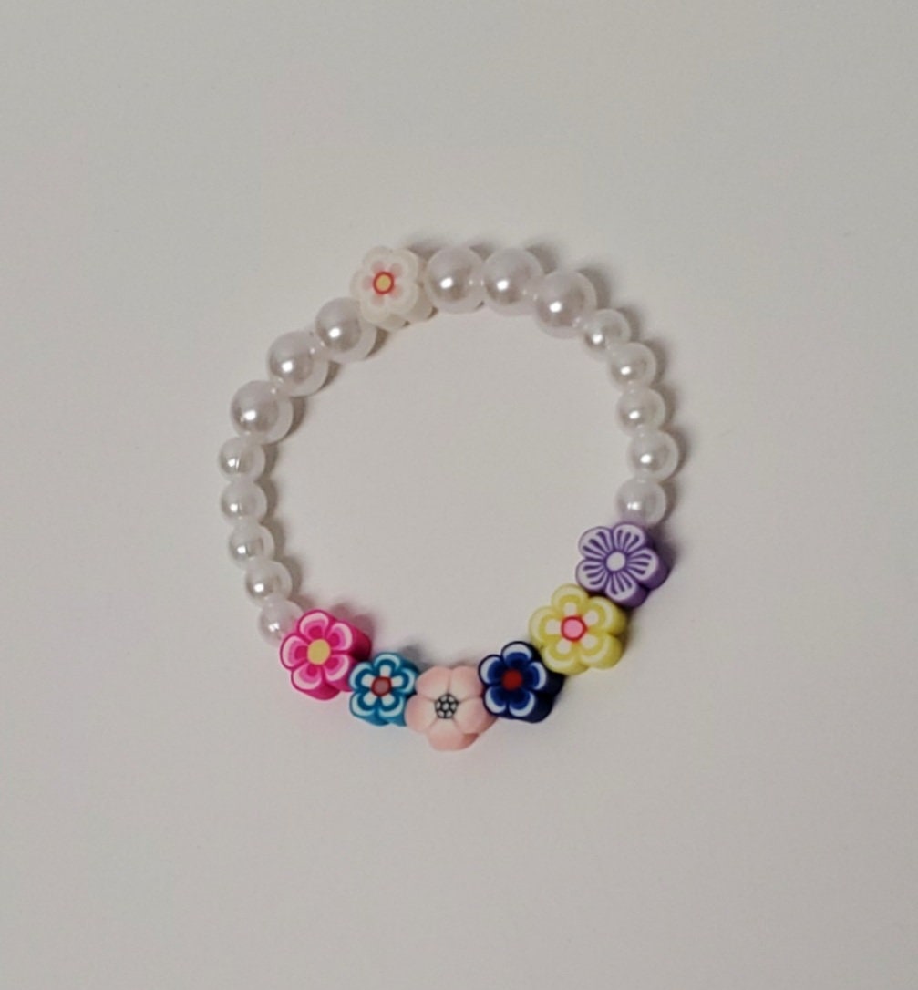 Flower Girl Bracelets Girls flower bracelets Girls rainbow Etsy.de